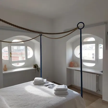 فندق مبيت وإفطار Palazzo Accinni 4*