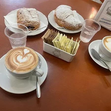 Palazzo Accinni فندق مبيت وإفطار 4*